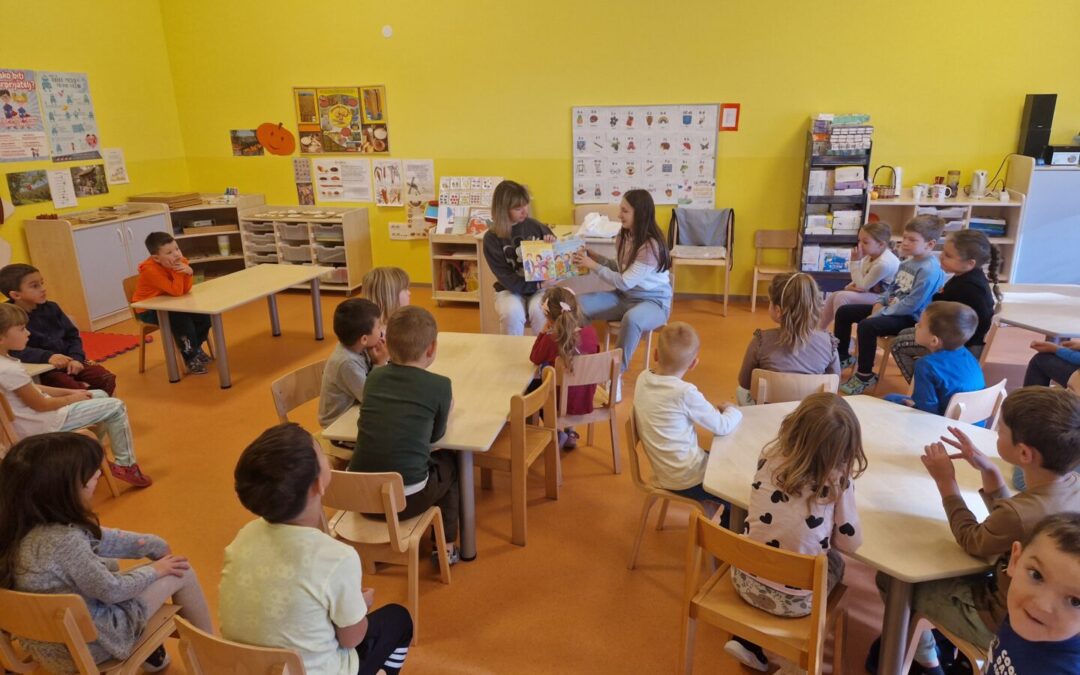 ČITANJE PRIČE U DJEČJEM VRTIĆU TRATINČICA